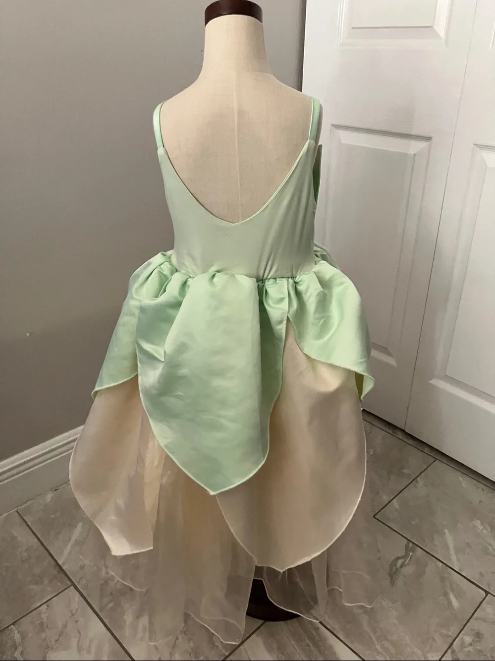 GIRLS Princess Tiana fashion Halloween Cosplay Birthday Party Dress | 6-7Y/ 120